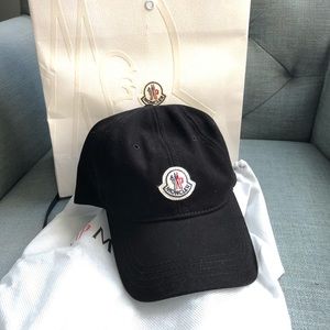 monclear caps